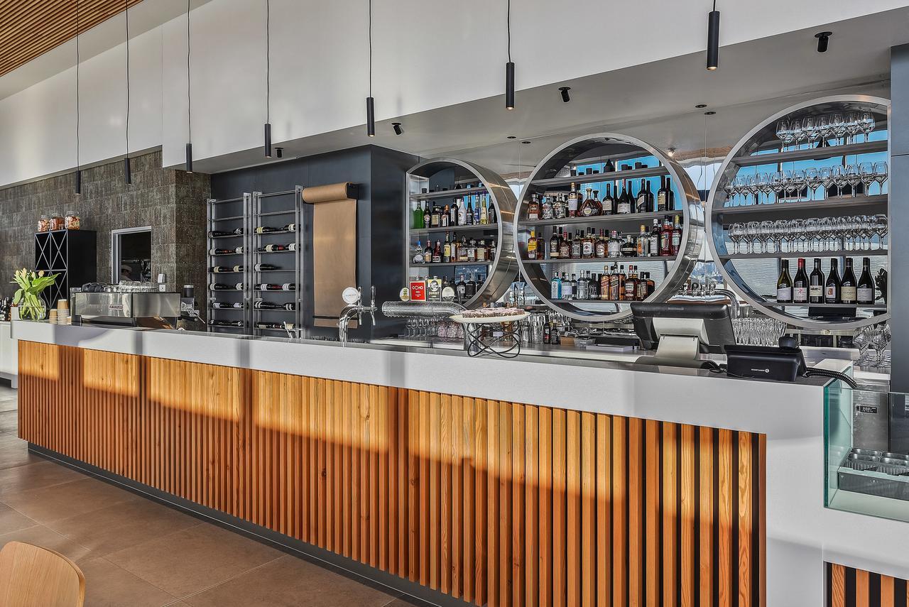 Peppers Silo Hotel Launceston Kültér fotó The bar at the Sky Bar